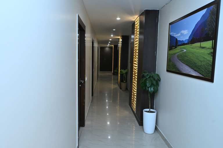 Others 5, Hotel Alaknanda, Dehradun