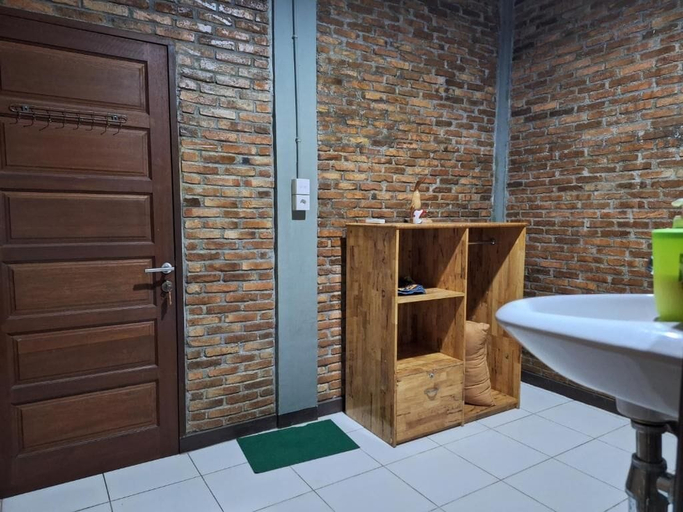 Bathroom 3, Bua Guest House, Deli Serdang