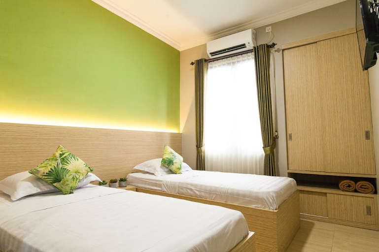 Bedroom 3, Azzahra Guest House Syariah Juanda, Surabaya