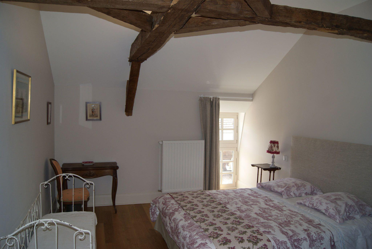 Others 2, Chateau de Fontnoble, Allier