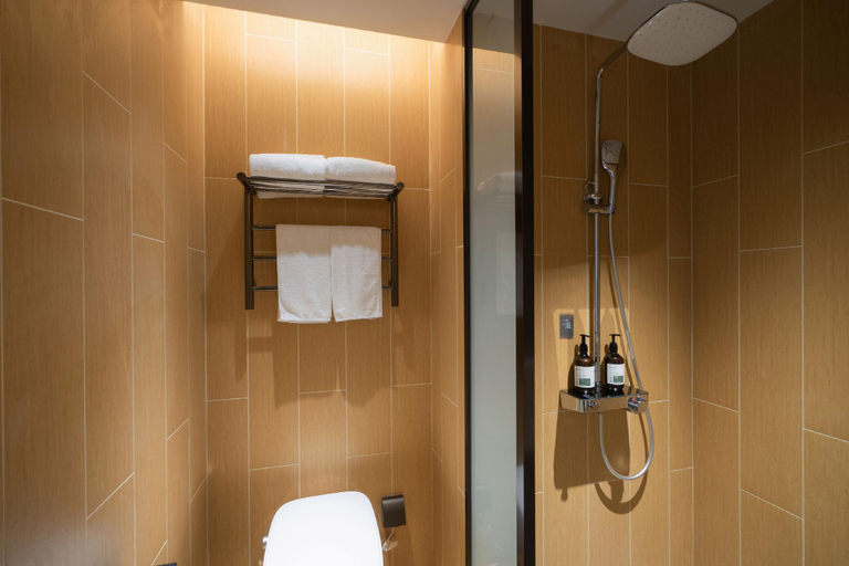 Bathroom 3, JI Hotel Shenzhen Futian Shawei Metro Station, Shenzhen