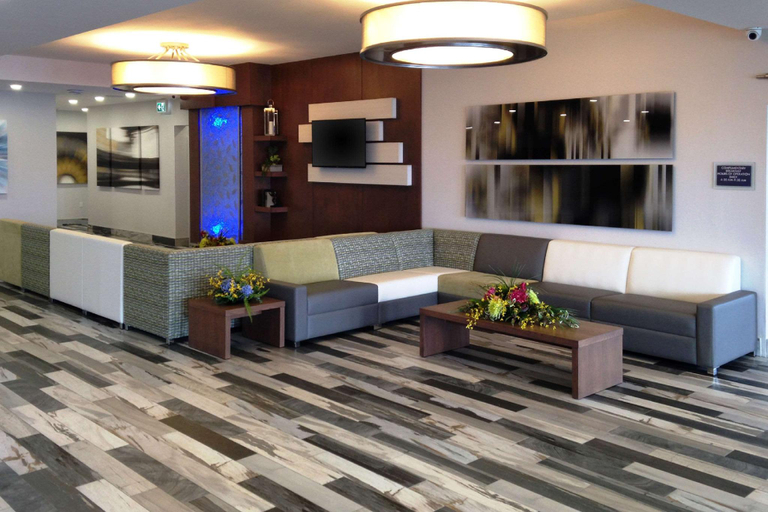 Public Area 2, Quality Inn, Timiskaming