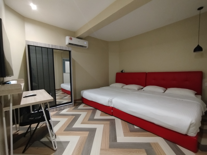 Bedroom 3, Mirani Hotel Ampang Near Melawati Mall, Ampang