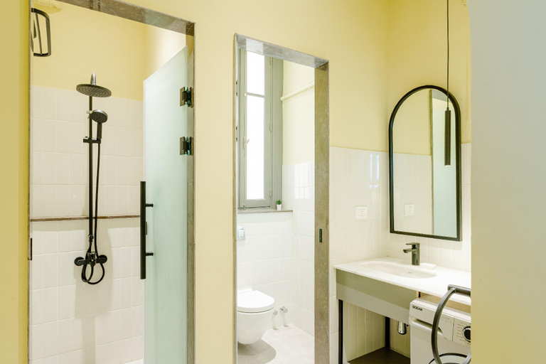 Bathroom 2, grey l studio apartments Downtown Alexandria Menasce House, Alexandria
