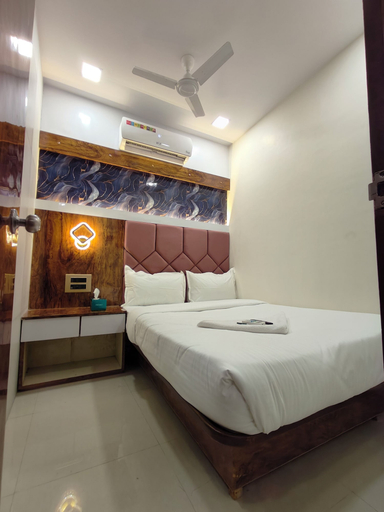 Room 2, HOTEL M R STAY, Mumbai Suburban