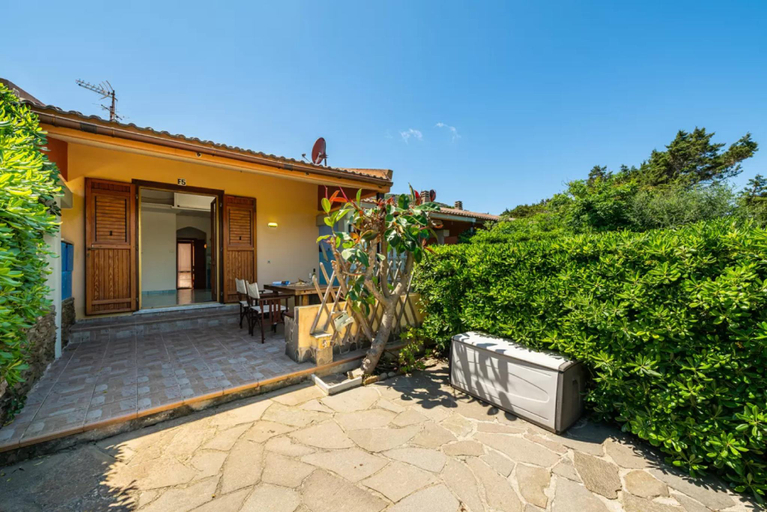 1, Comfortable apartment near Stintino beaches, Sassari