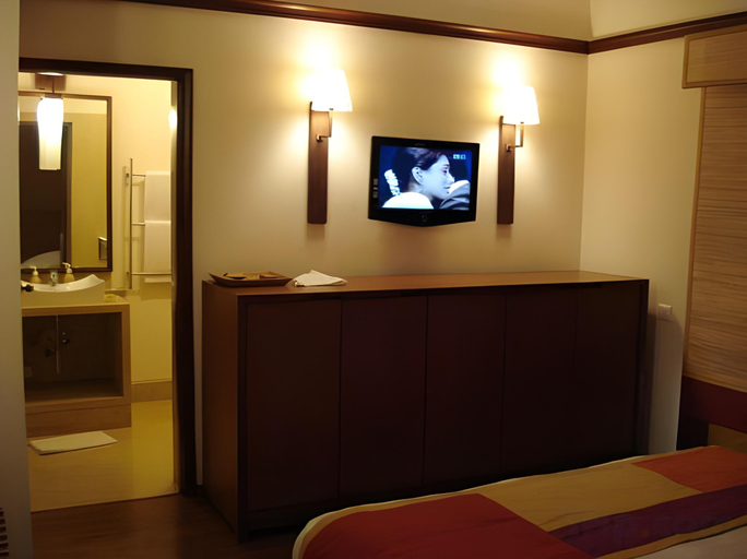 Bedroom 3, Angsana Oasis Spa and Resort, Bangalore