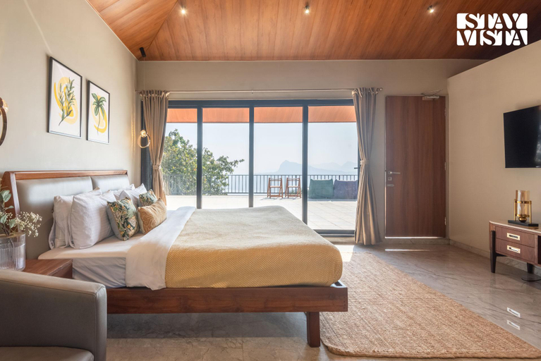 Bedroom 2, StayVista at Esperanza, Pune