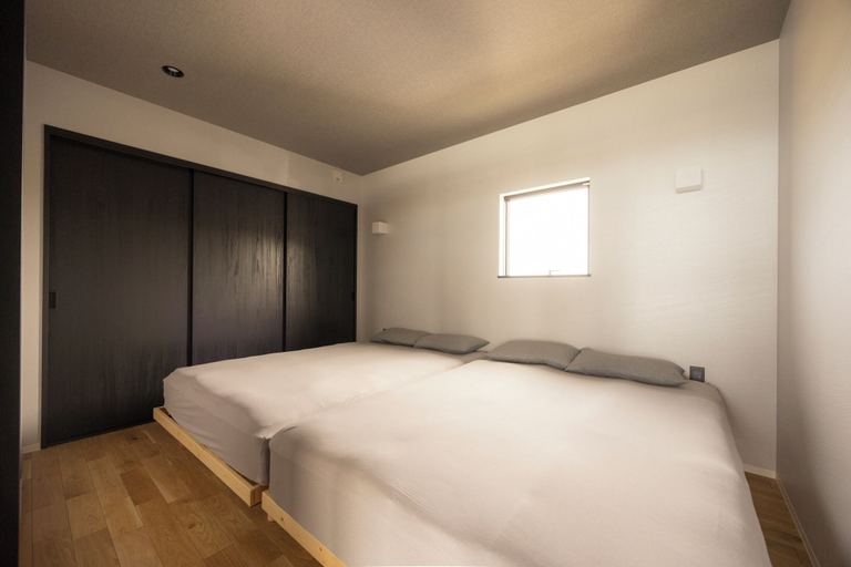 Room 5, the SHIHACHI, Ishikari