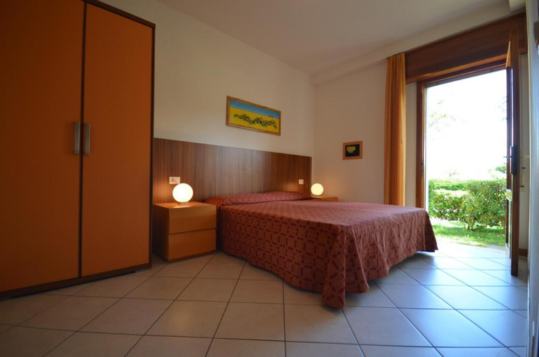 Bedroom 4, Apartment With Pool View-beahost, Venezia