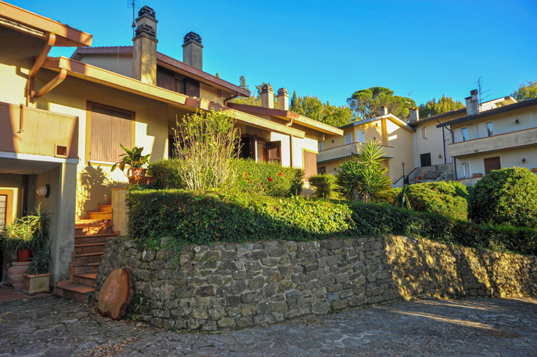 Front of property 4, Casa Alce, Arezzo
