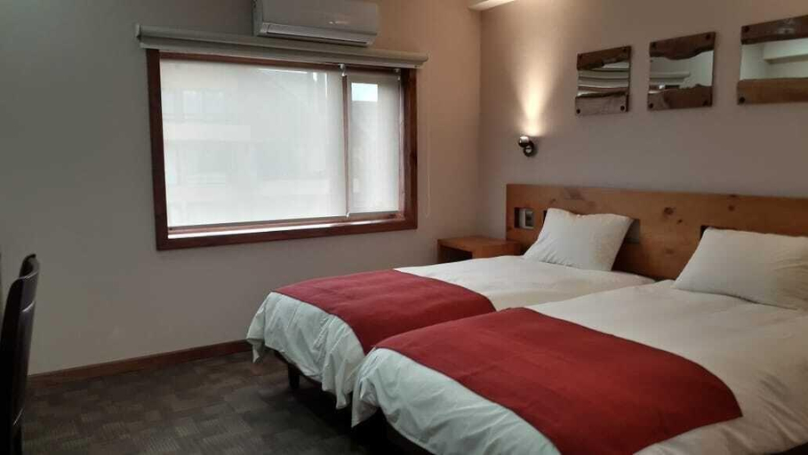 Bedroom 2, Hotel Pucon Indomito, Cautín