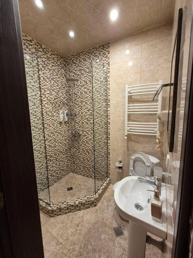 Bathroom 5, B&B rooms, Tbilisi
