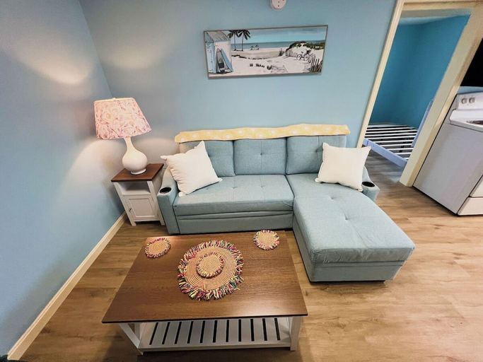 Living area, GREENKEY BEACH MOTEL, Pasco
