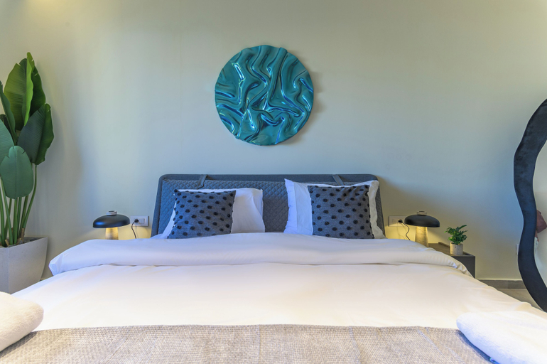 Room 2, Achrafieh Gate - Modern 3-BR Apartments, Beirut
