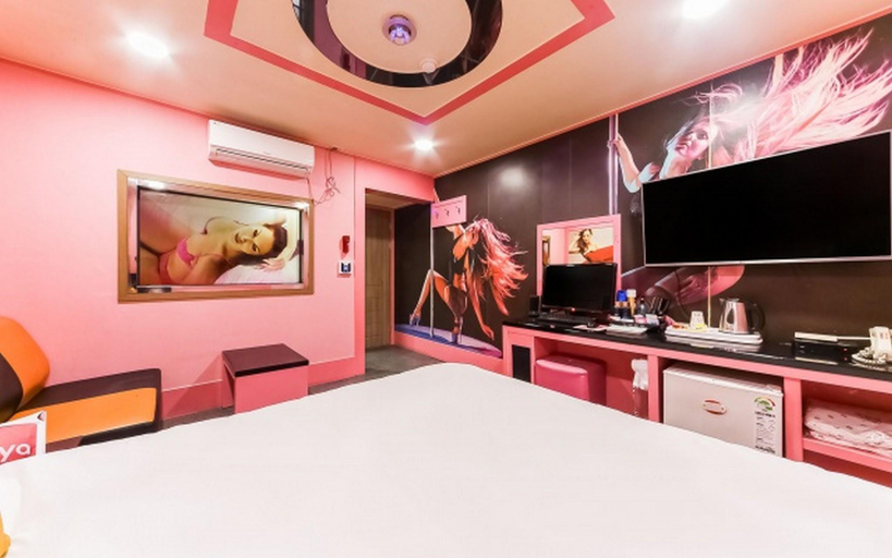 Bedroom 2, Ulsan Samsan Blue, Jung