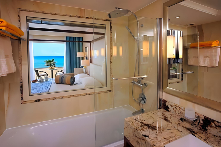 Bathroom 5, Alexander The Great Beach Hotel