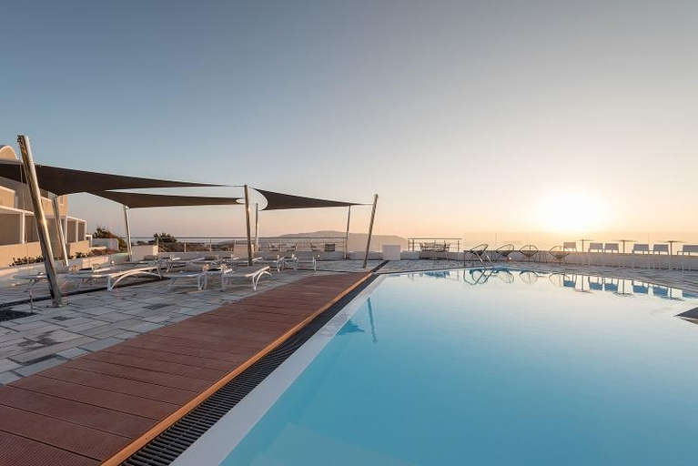 Sport & Beauty 2, Caldera's Dolphin Hotel, South Aegean