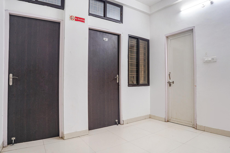 Public Area 2, FabHotel The Vinayak, Bhopal
