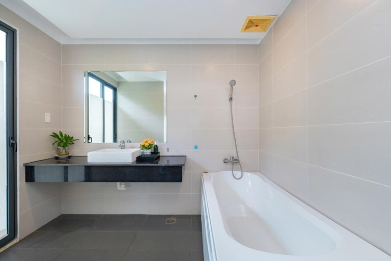Bathroom 4, Can ho Resort Aria Long Cung Vung Tau, Vũng Tàu