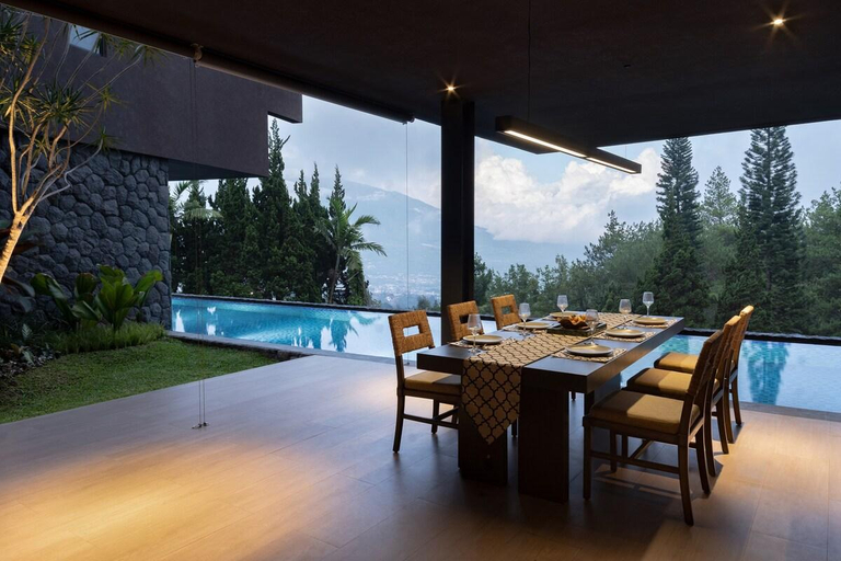 Others 5, Batu Villas, Malang