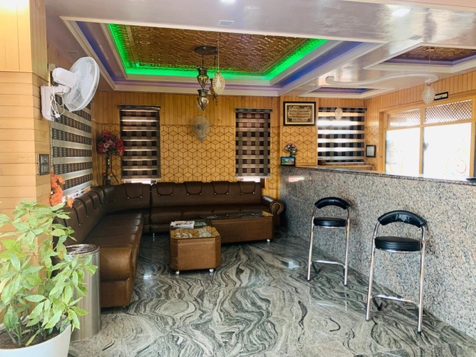 Public Area 2, Hotel Shuhrah-I-Afaq, Badgam