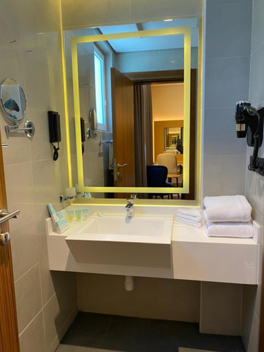 Bathroom 5, Al HAYAT HOTEL, Sharjah City
