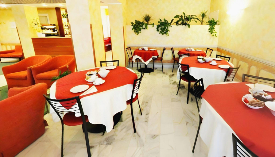 Food & Drinks 5, Hotel Engadina, Como