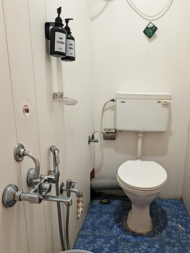 Bathroom 4, Solace Mandrem, North Goa