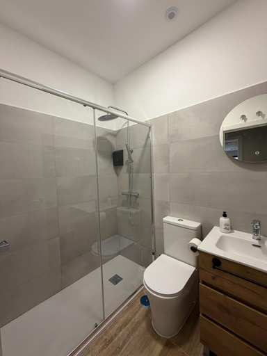 Bathroom 3, Hostal Alcorcon, Madrid