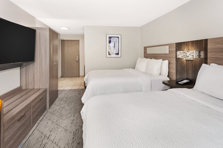 Holiday Inn Express & Suites Bloomington - Normal by IHG Room Type - 2 Queen Standard