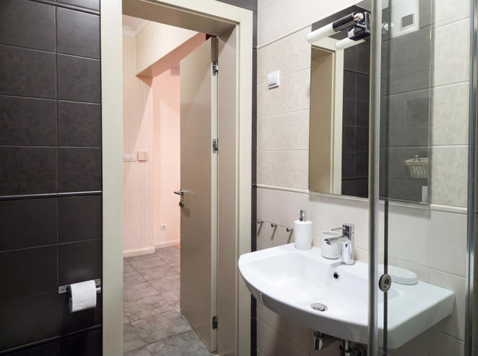 Bathroom 3, Sofia Lux Rentals - Patriarh Evtimiy apartment, Stolichna
