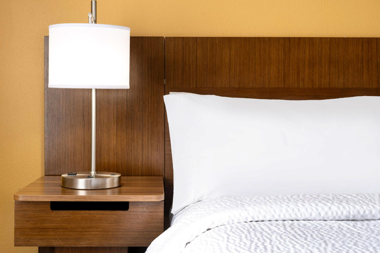 Bedroom 3, Garner Hotel Del Valle - Austin Southeast by IHG, Travis