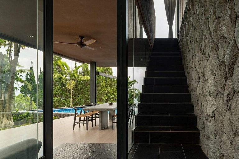 Others 3, Batu Villas, Malang