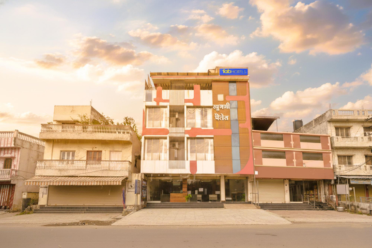 Exterior & Views 2, Fabhotel Raghumani Palace, Ujjain