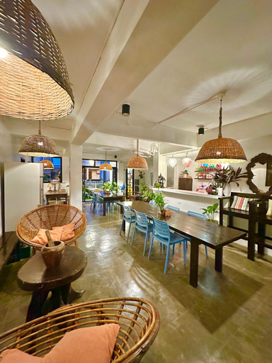 Food & Drinks 5, BACKDOOR VILLA, Baler
