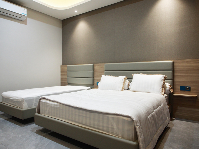 Bedroom 5, Villa Camarine, Malang