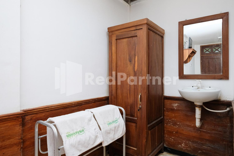 Bathroom 5, The Soemarsono Hotel, Sleman