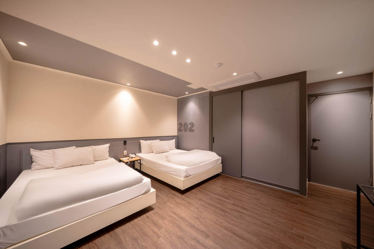 Bedroom 4, Daegu Dongcheon-dong DORT B, Chilgok