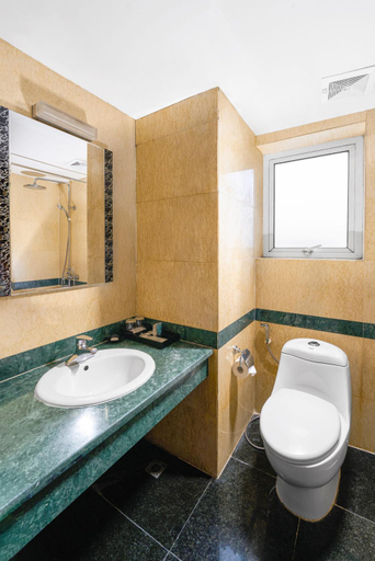 Bathroom 3, EDEN HOTEL HÀ NỘI, Hai Bà Trưng