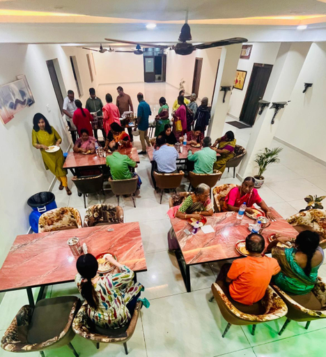 Food & Drinks 2, HOTEL THE JMC CHINTPURNI DHAM, Una