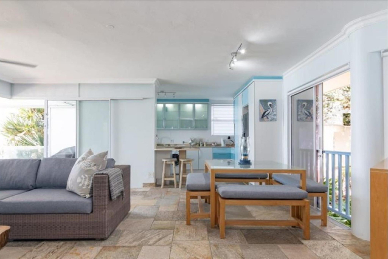 4, 3 Bedroom Beachfront Apartment, iLembe