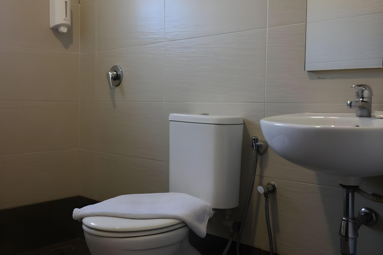 bathroom 9