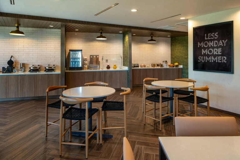 Food & Drinks 5, Fairfield By Marriott Inn & Suites Foley, Baldwin
