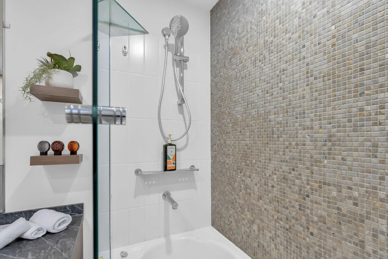 Bathroom 5, Private Apartments in the Temple Beachfront Resort Palm Cove, Cairns