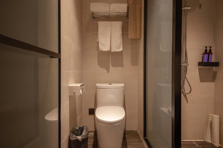 Bathroom 4, Hanting Premium Hotel Changchun High-tech Zone Silicon Valley Avenue, Changchun