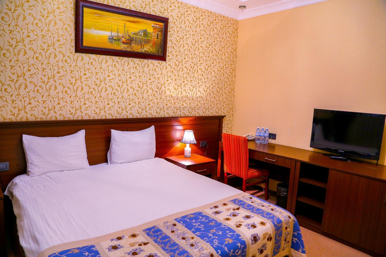 Bedroom 4, Central Park Hotel, Baku