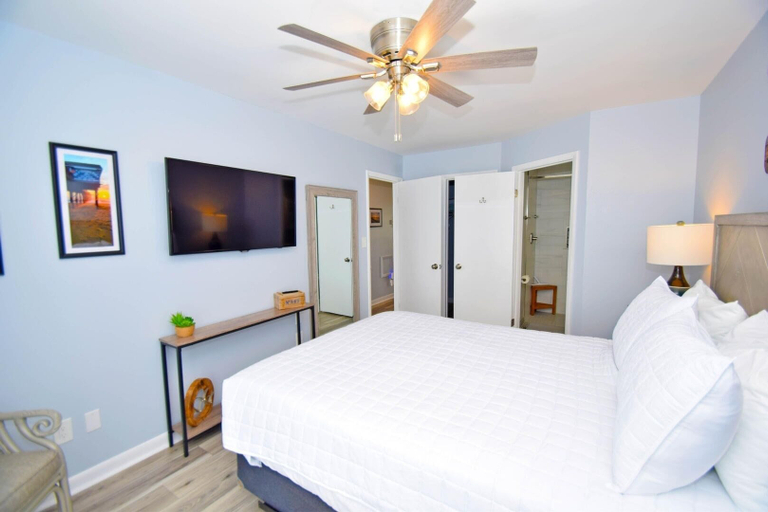 Bedroom 2, Sunset Landing 2 2 Bedroom Apts, Worcester