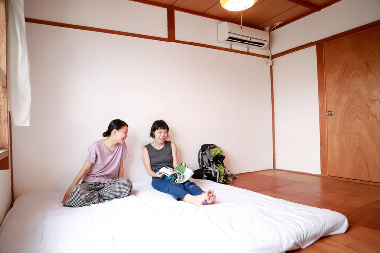 Bedroom 3, Y Pub & Hostel Tottori, Tottori
