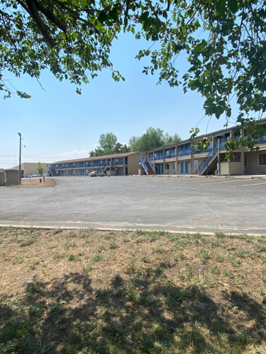 Exterior & Views 2, Bartons Club 93, Elko
